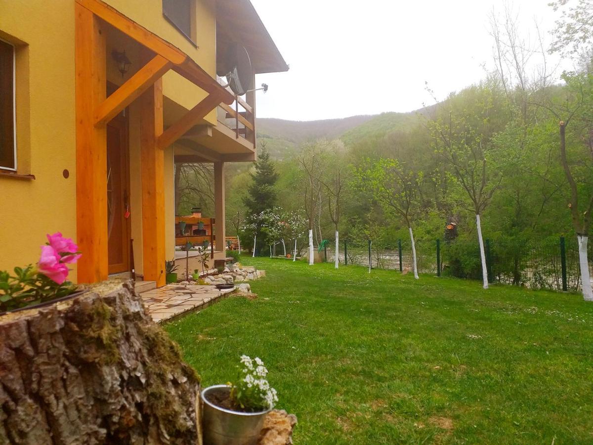 Ferienwohnung Eden Visoko Exterior foto