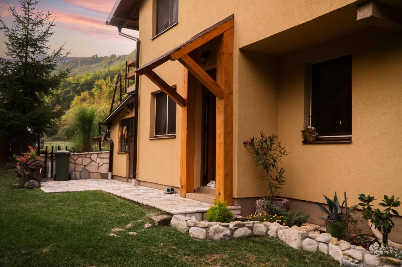 Ferienwohnung Eden Visoko Exterior foto